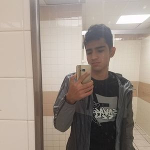 Meet your Posher, Valentin